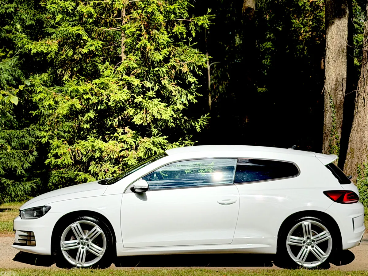 Volkswagen Scirocco Coupe, Diesel, 2015, White