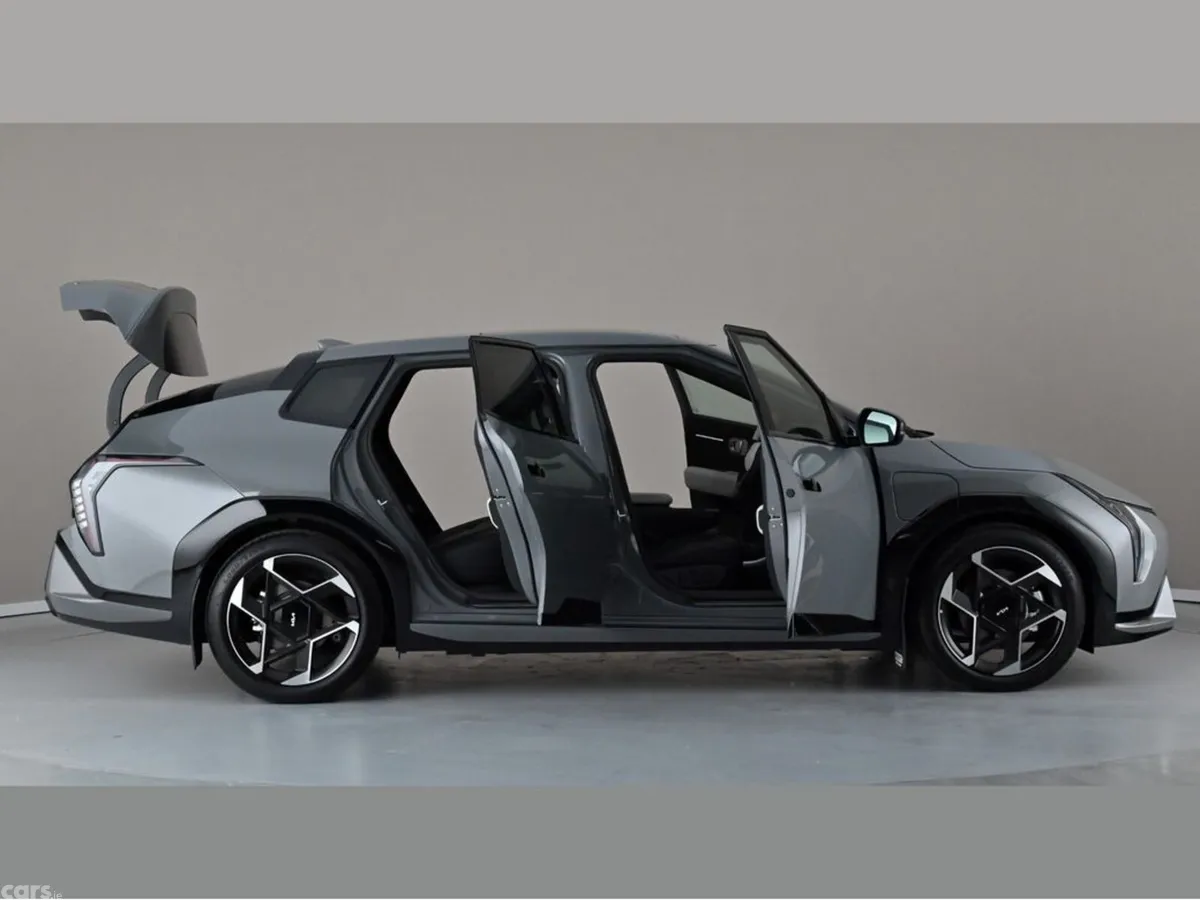 Kia EV4 Saloon, Electric, 2026, Grey