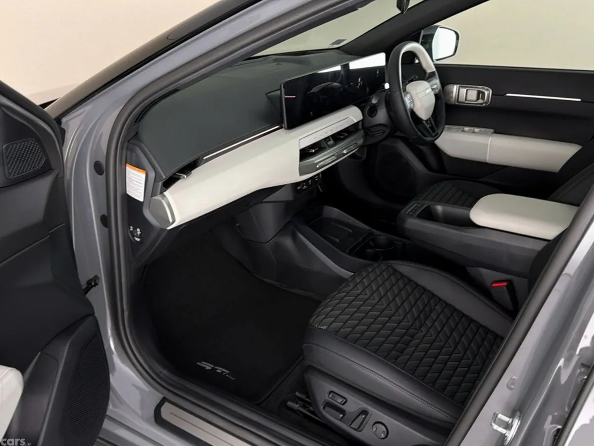 Kia EV4 Saloon, Electric, 2026, Grey