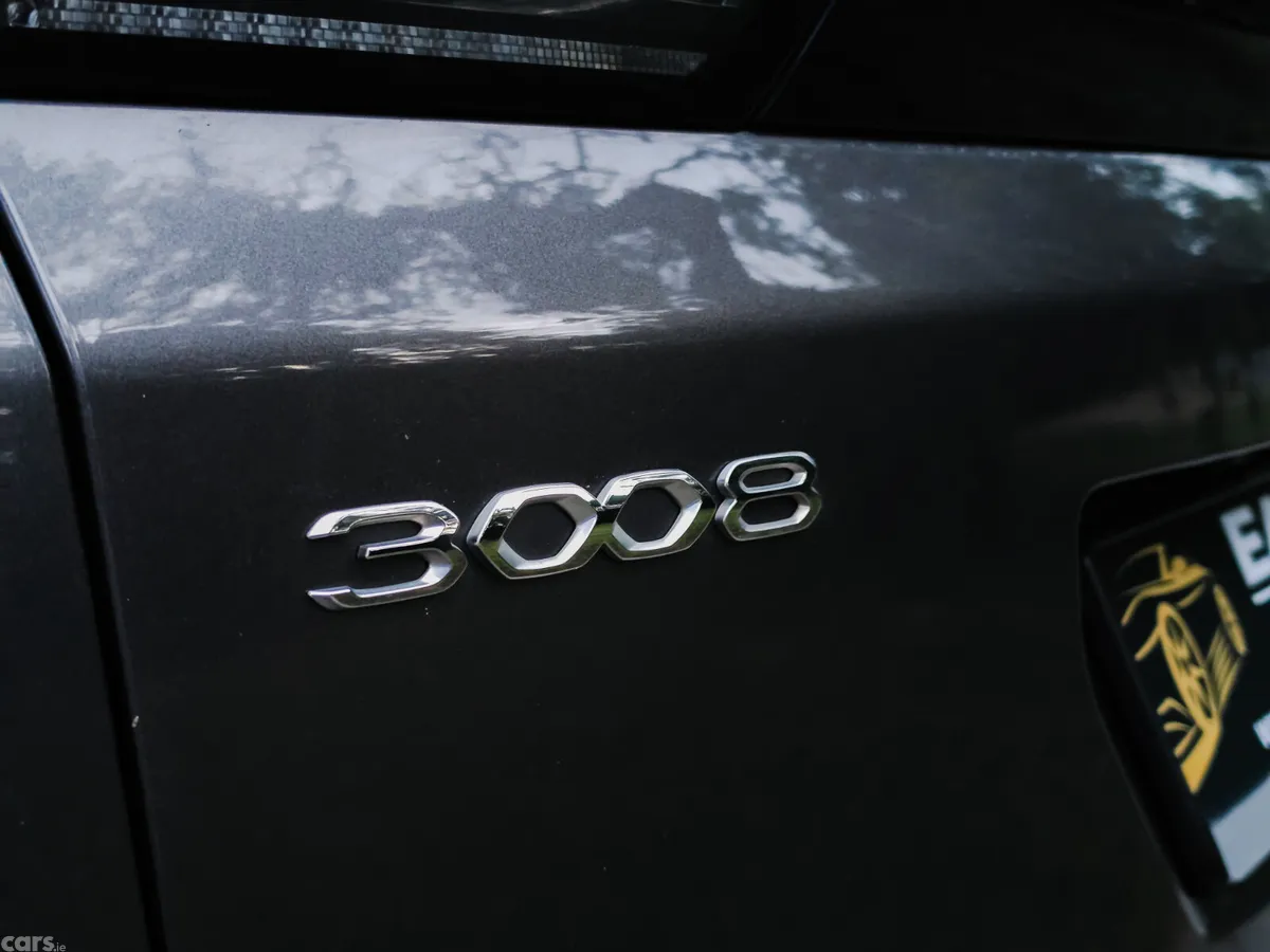 Peugeot 3008 MPV, Diesel, 2021, Grey