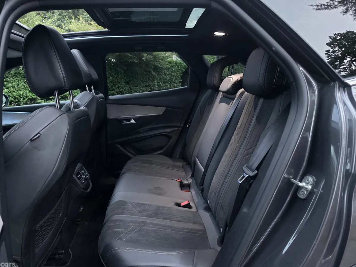 Peugeot 3008 MPV, Diesel, 2021, Grey