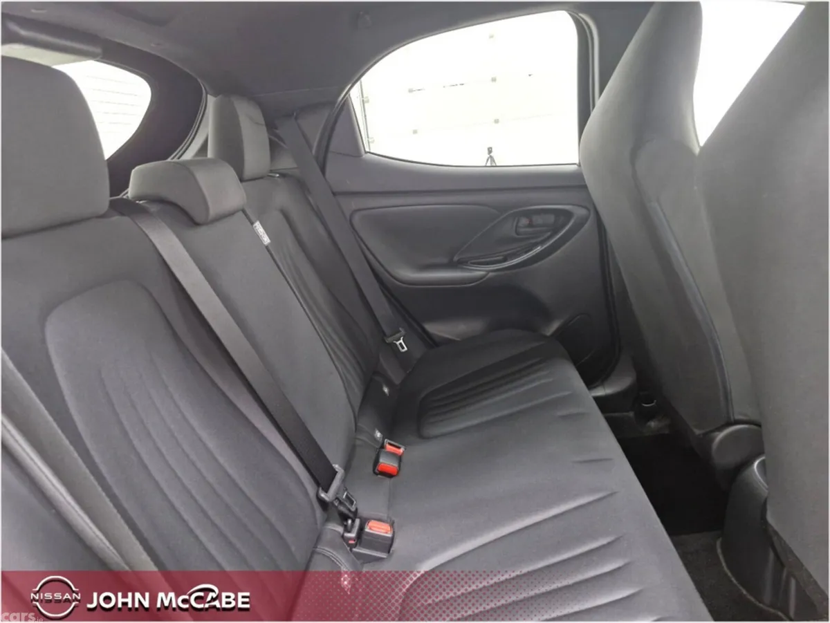 Toyota Yaris Hatchback, Petrol Hybrid, 2024, Black