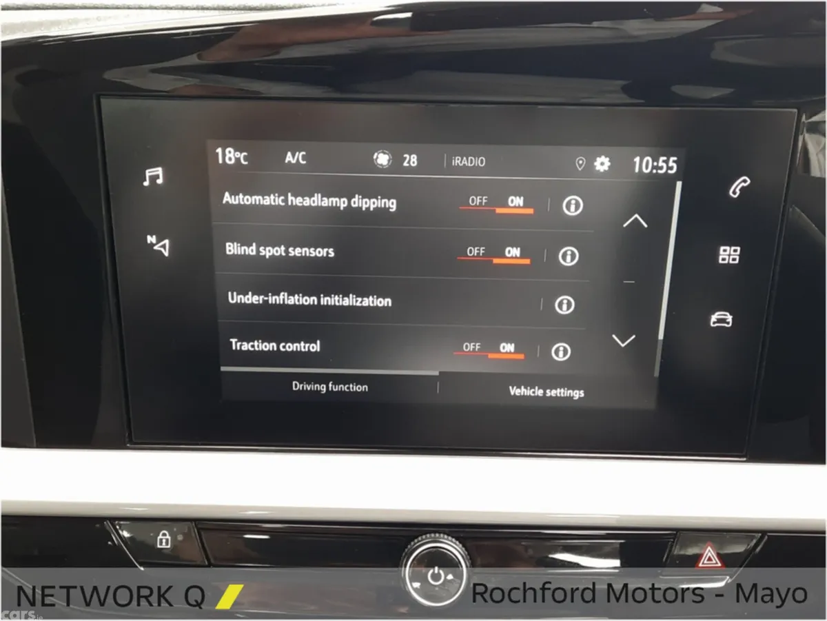 Opel Mokka MPV, Petrol, 2024, White