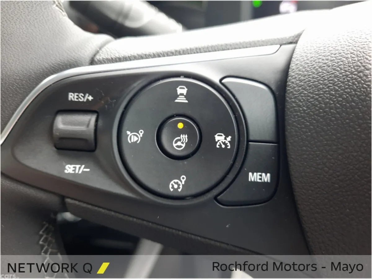 Opel Mokka MPV, Petrol, 2024, White