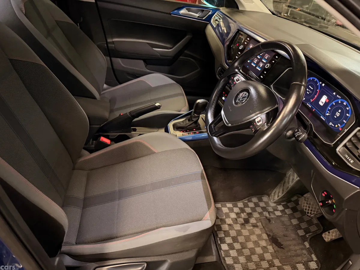 Volkswagen Polo Estate, Petrol, 2019, Red