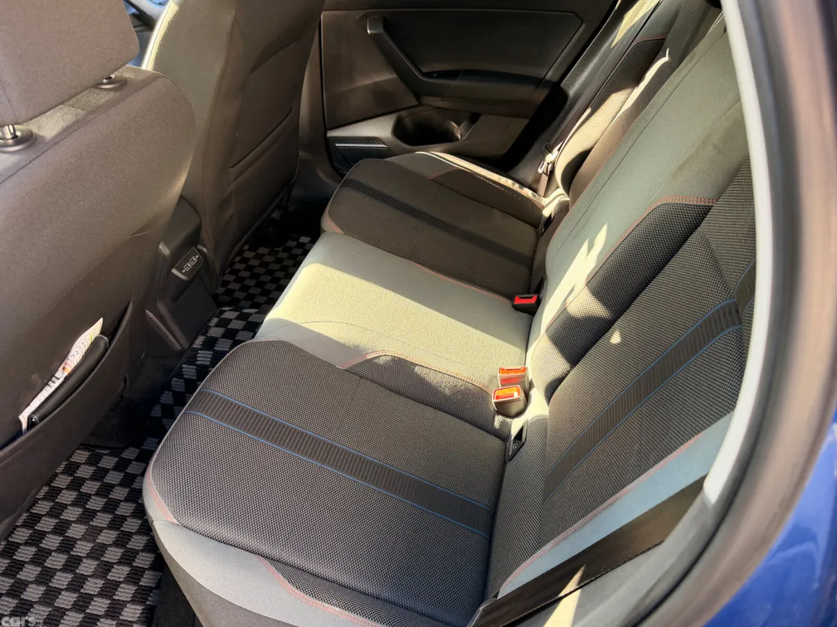 Volkswagen Polo Estate, Petrol, 2019, Red