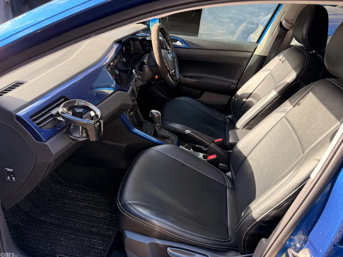 Volkswagen Polo Hatchback, Petrol, 2019, Blue
