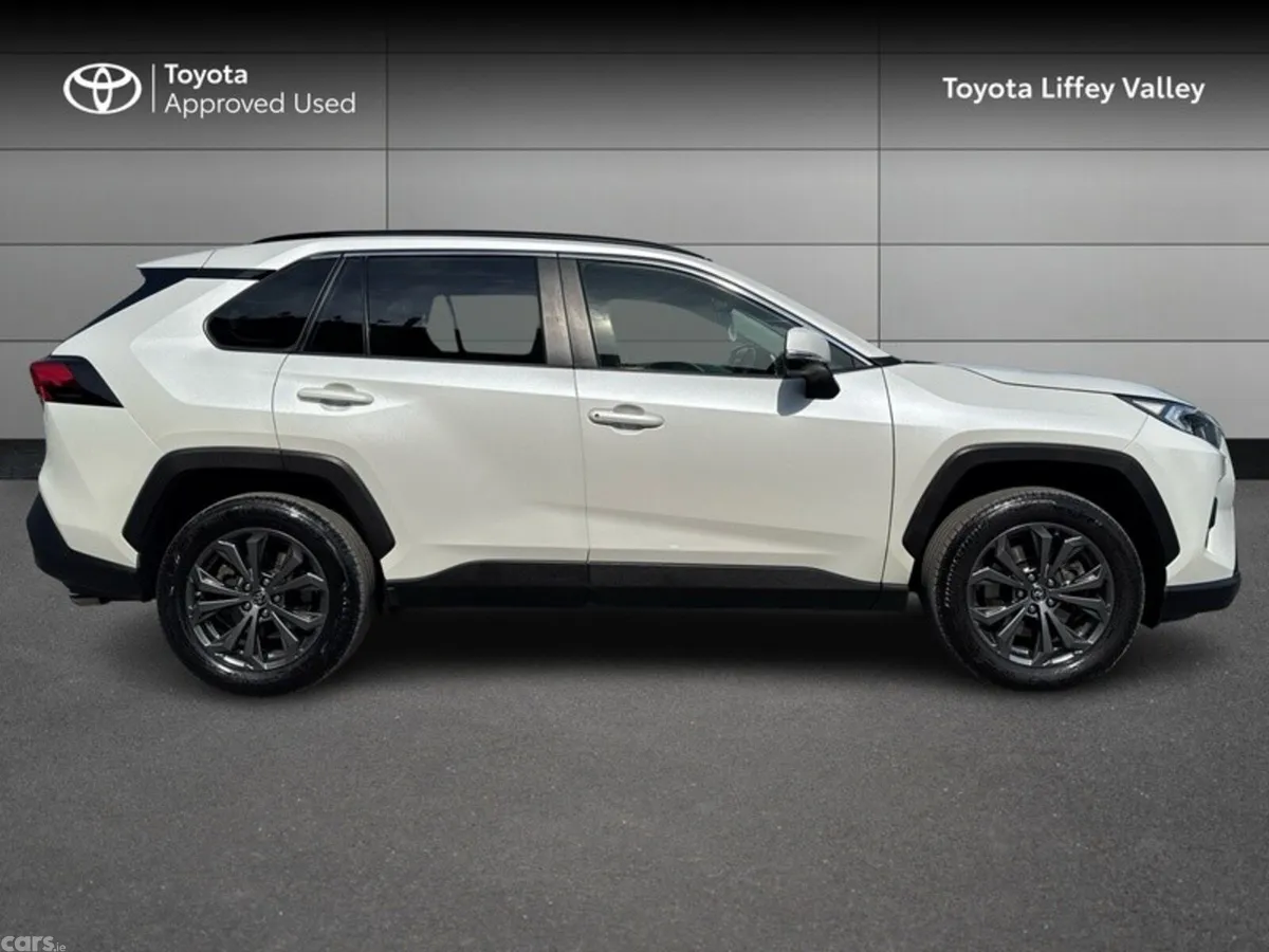 Toyota RAV4 SUV, Petrol Hybrid, 2022, White