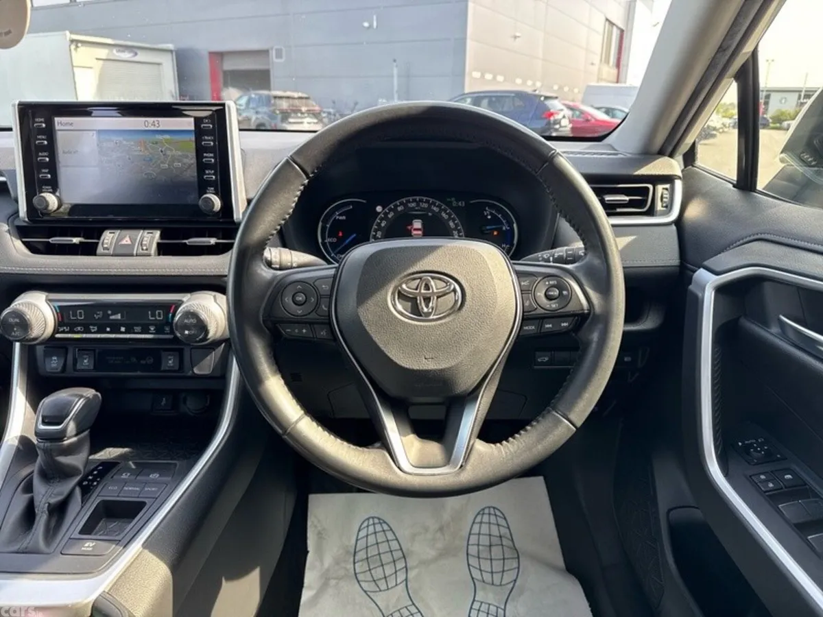 Toyota RAV4 SUV, Petrol Hybrid, 2022, White