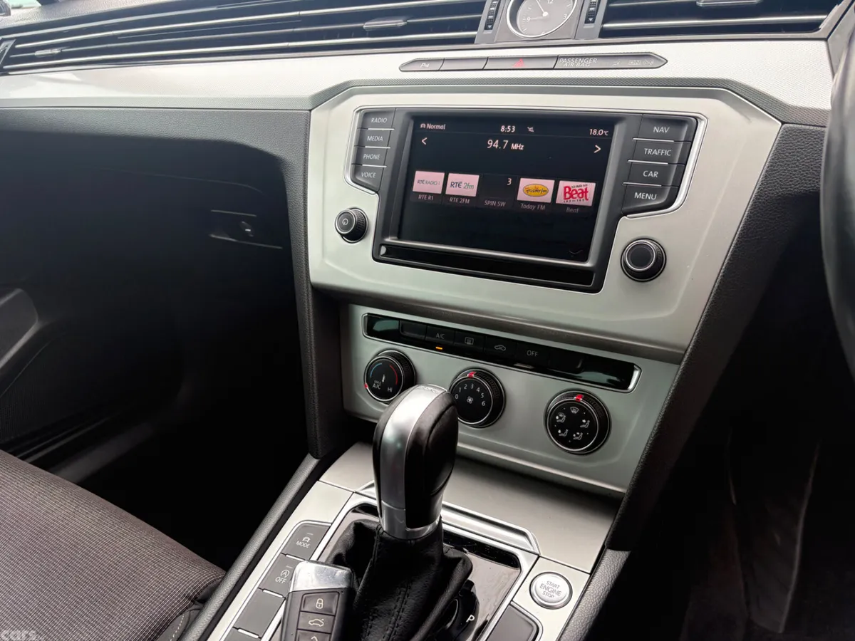 Volkswagen Passat Saloon, Diesel, 2017, Black