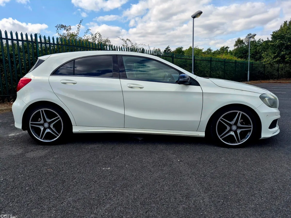 Mercedes-Benz A-Class Hatchback, Petrol, 2014, White