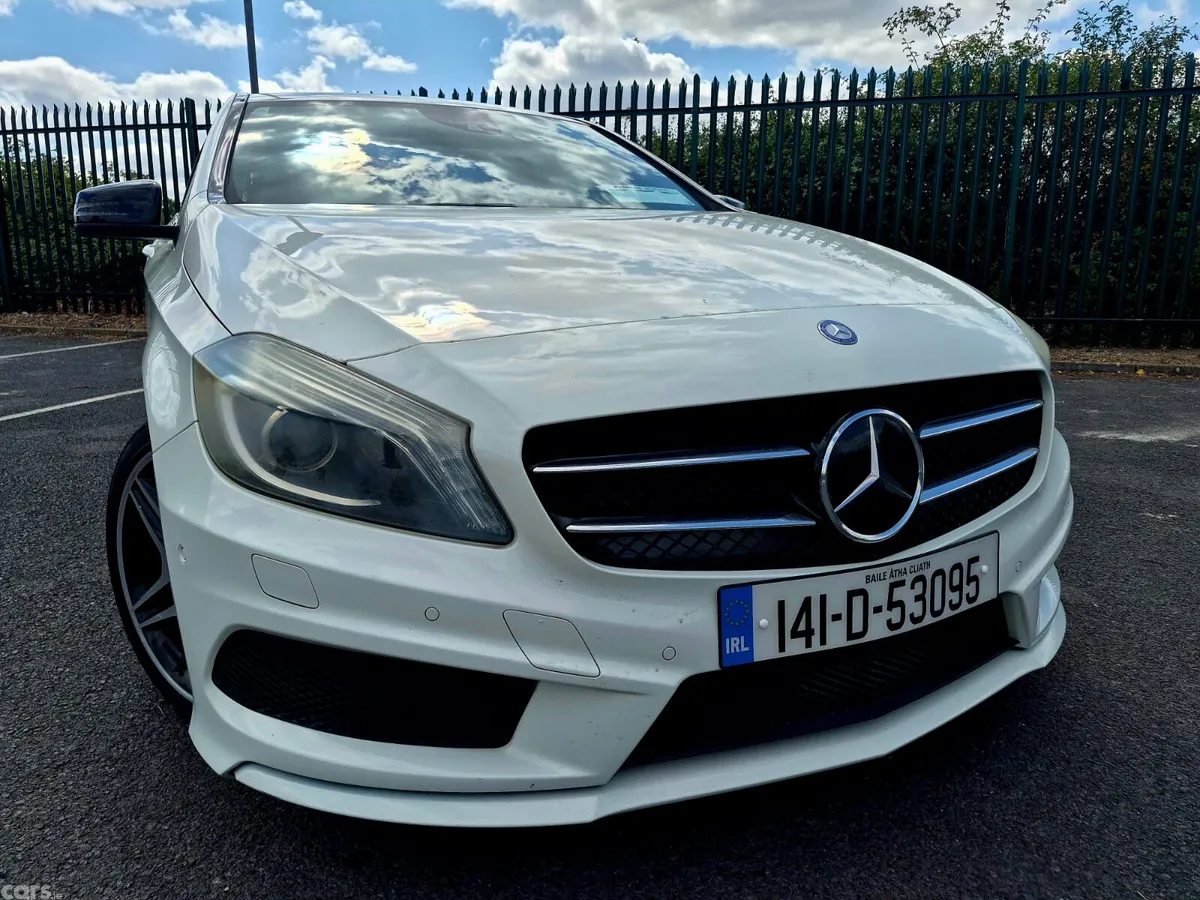 Mercedes-Benz A-Class Hatchback, Petrol, 2014, White