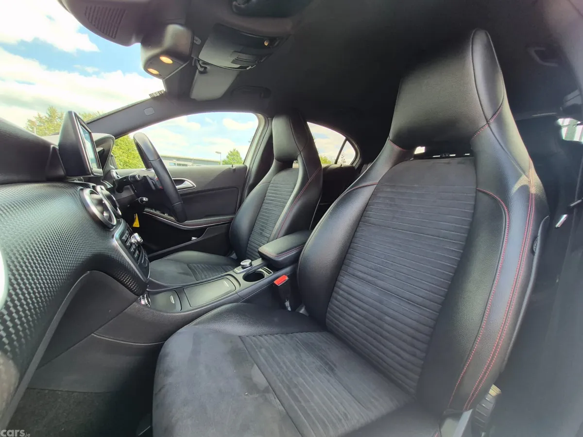 Mercedes-Benz A-Class Hatchback, Petrol, 2014, White