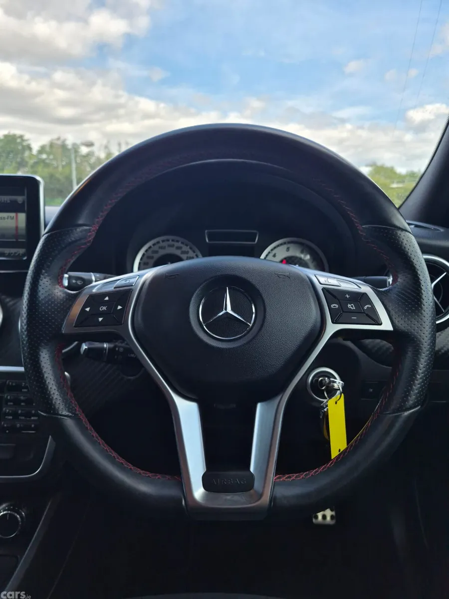 Mercedes-Benz A-Class Hatchback, Petrol, 2014, White