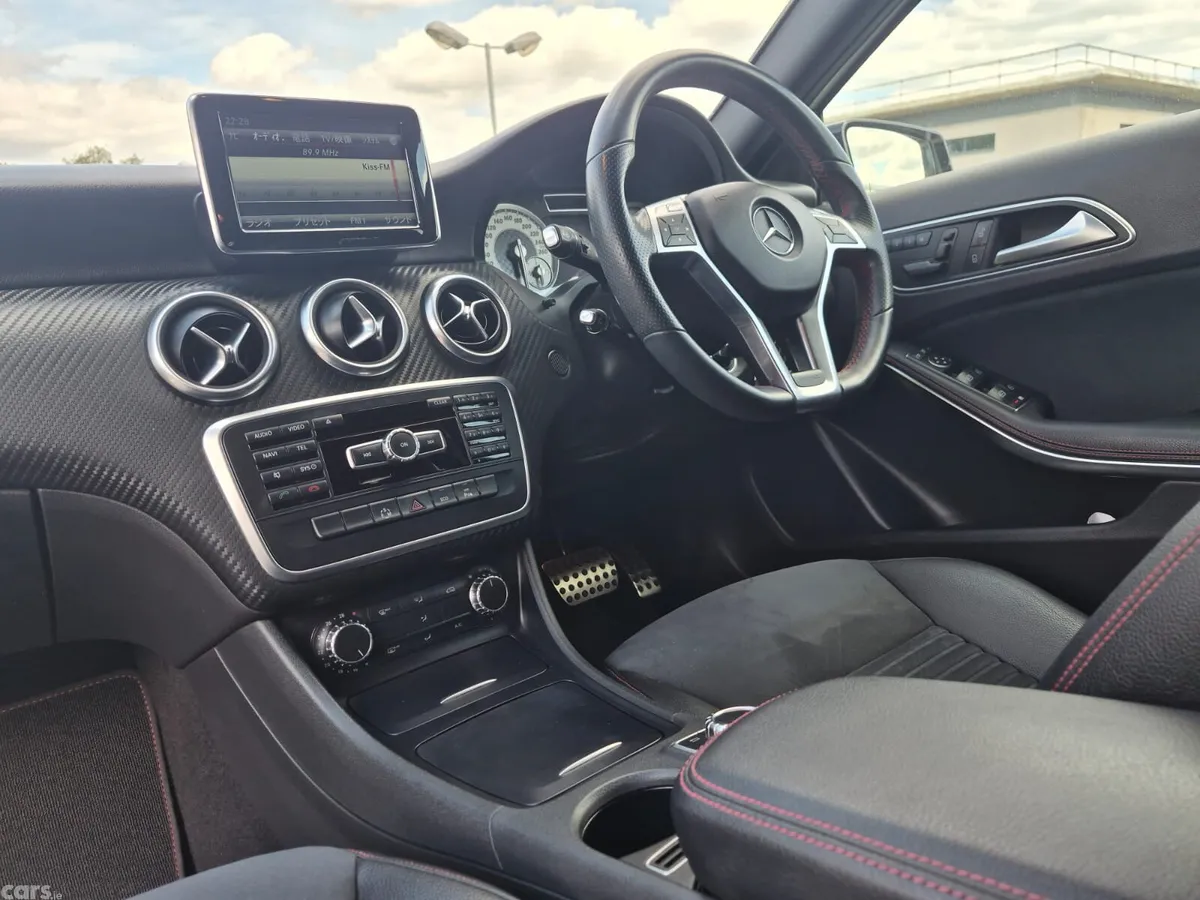 Mercedes-Benz A-Class Hatchback, Petrol, 2014, White