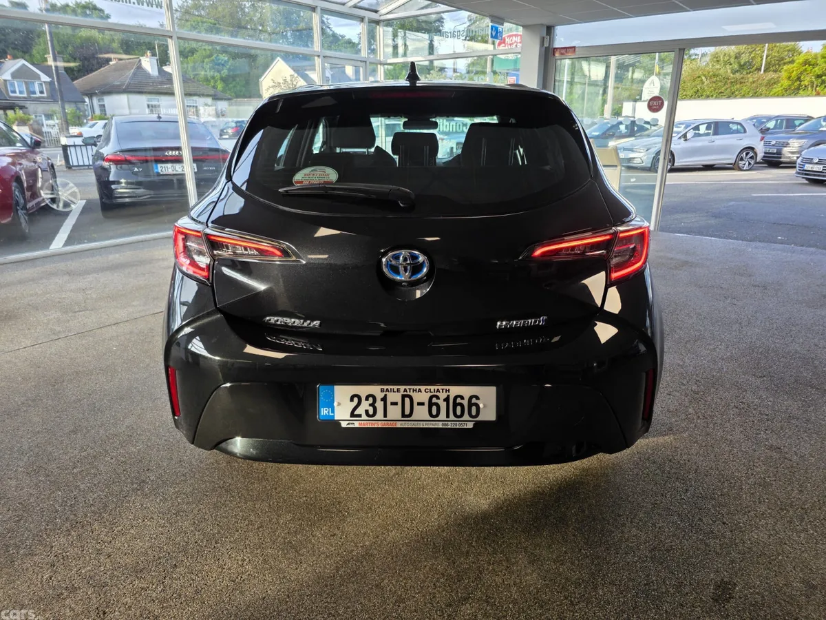 Toyota Corolla Hatchback, Petrol Hybrid, 2023, Black