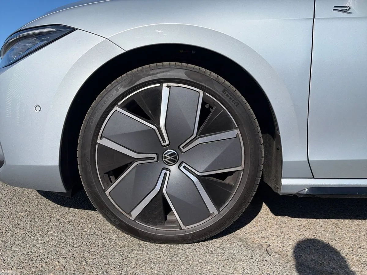 Volkswagen Passat Estate, Diesel, 2026, Grey