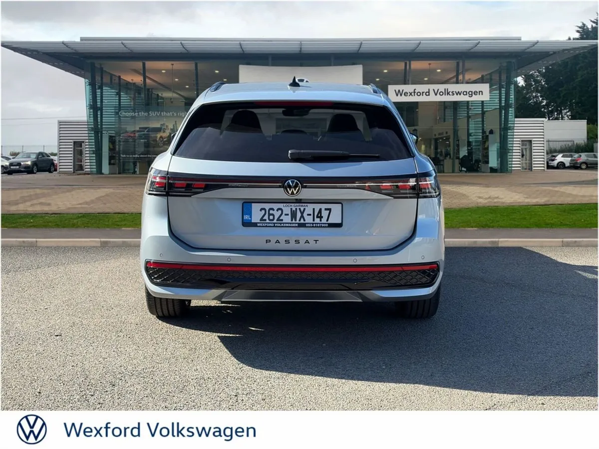 Volkswagen Passat Estate, Diesel, 2026, Grey