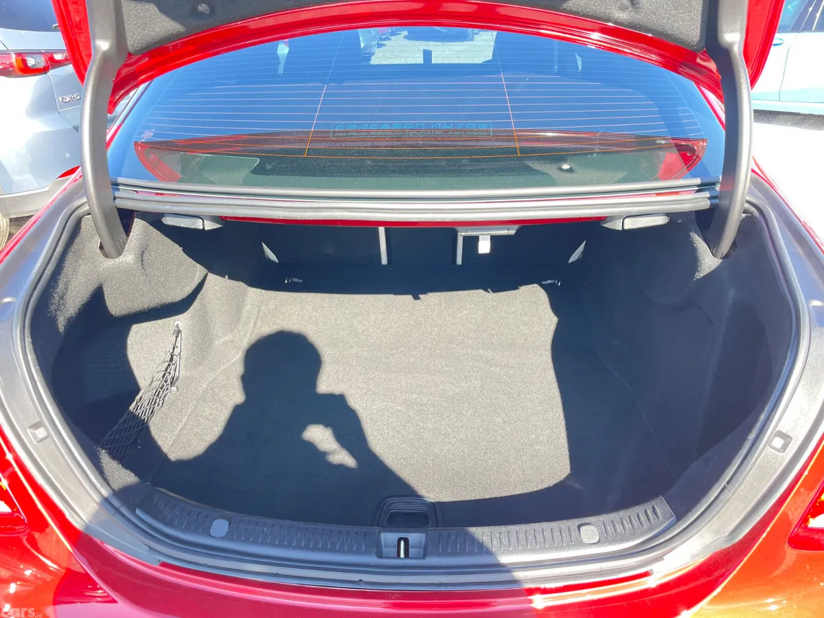 Mercedes-Benz E-Class Saloon, Diesel, 2019, Red