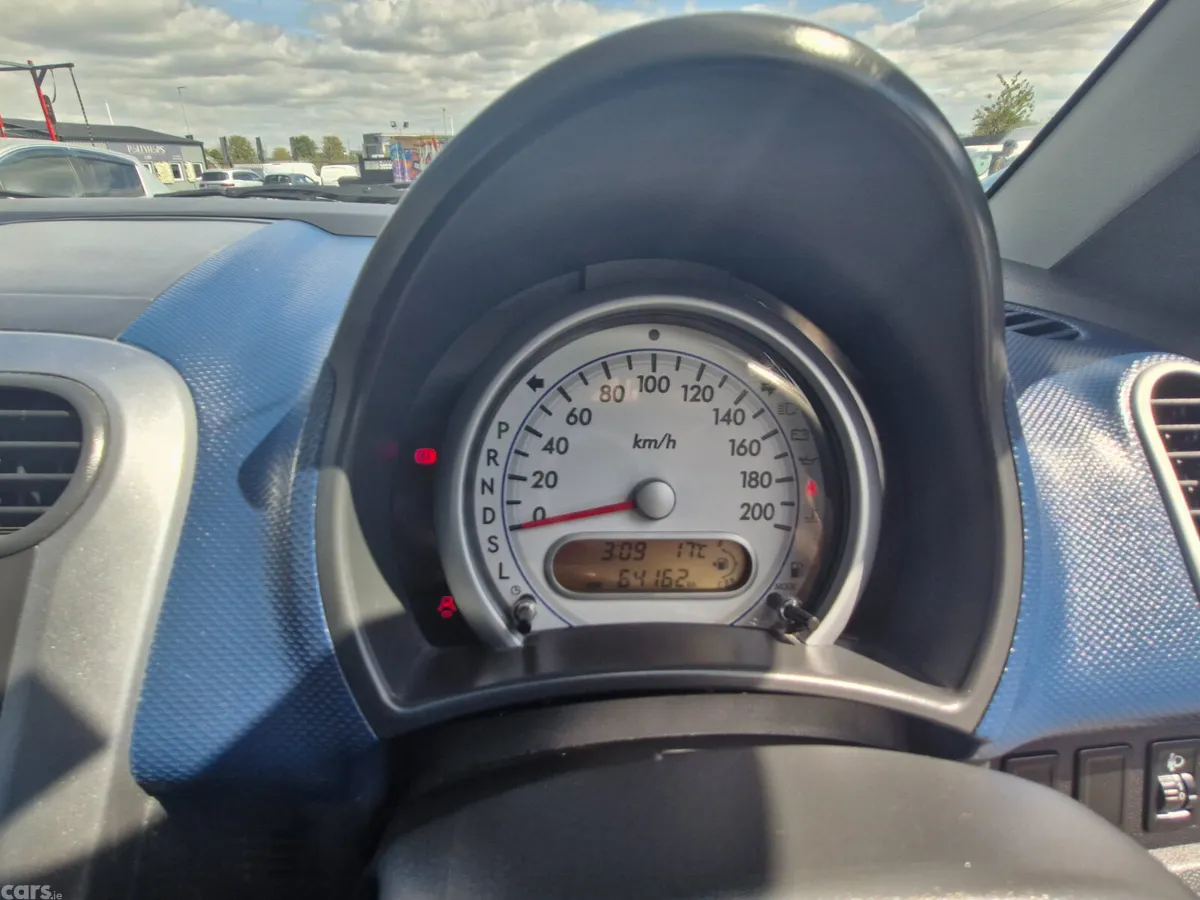 Suzuki Splash Hatchback, Petrol, 2012, White