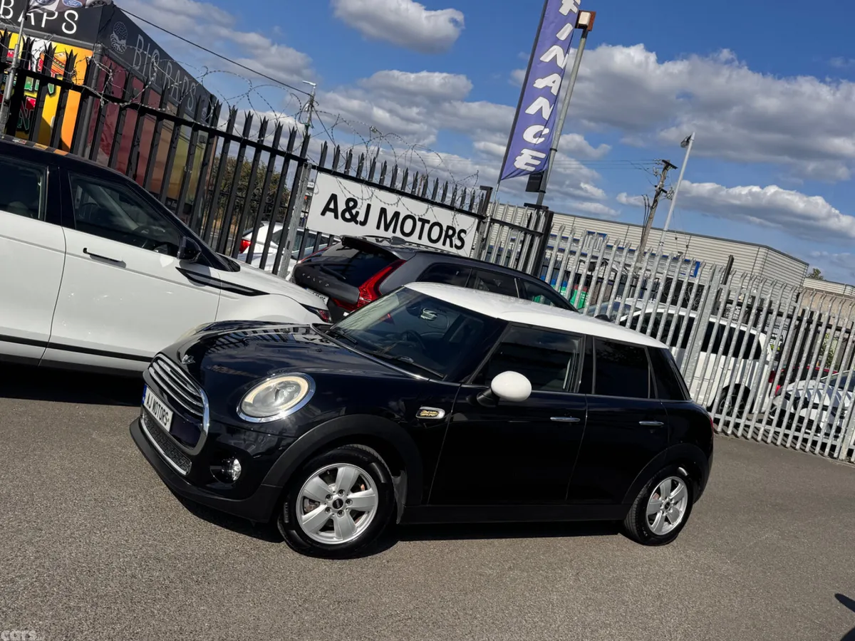 Mini Cooper Hatchback, Diesel, 2017, Black