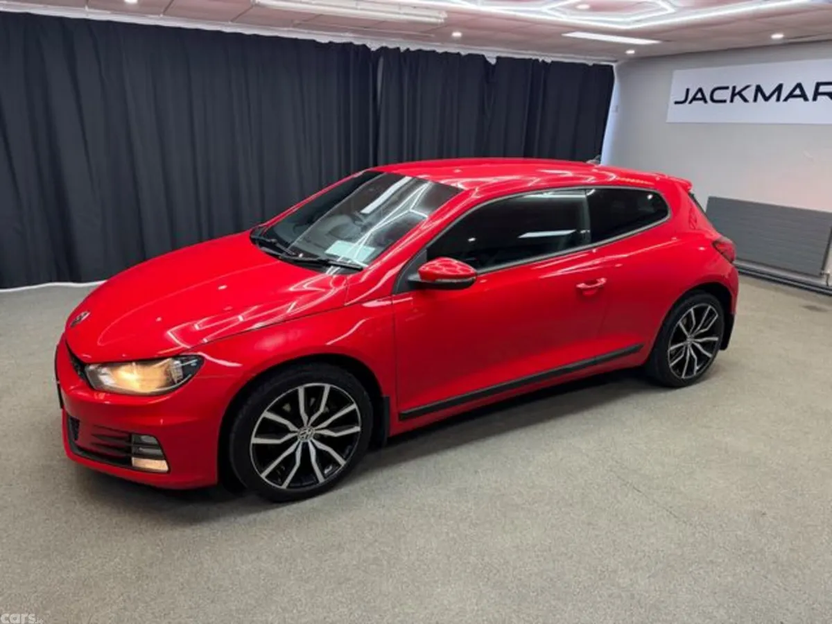 Volkswagen Scirocco Coupe, Diesel, 2017, Red