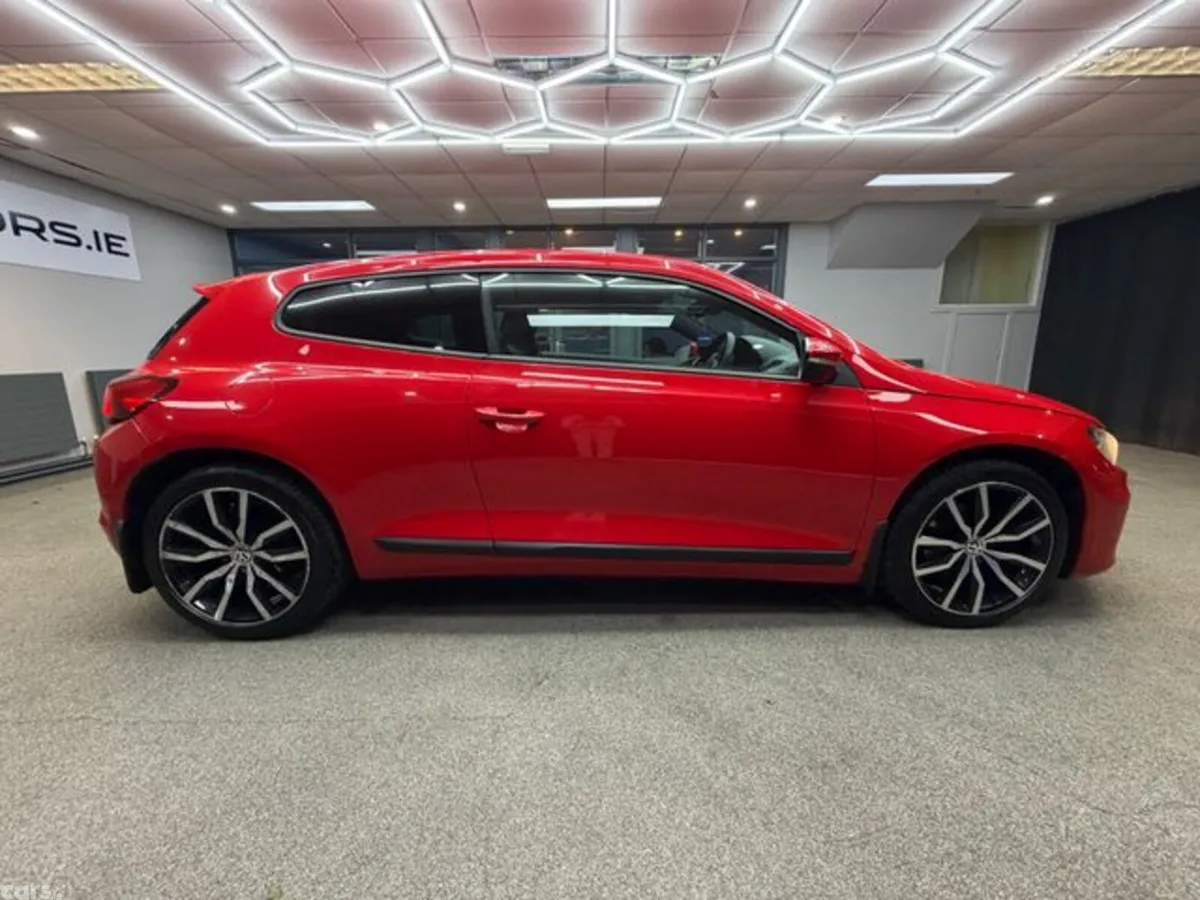 Volkswagen Scirocco Coupe, Diesel, 2017, Red