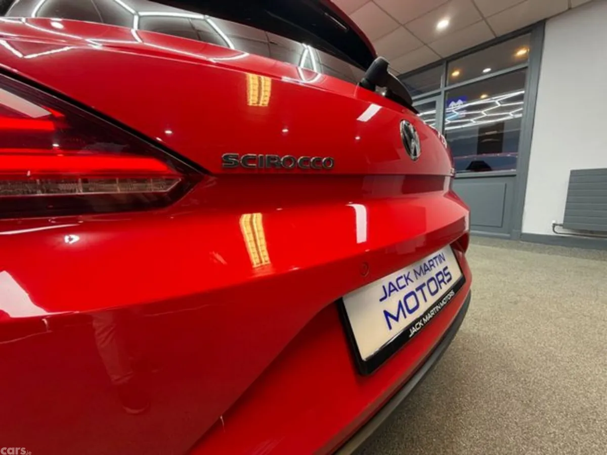 Volkswagen Scirocco Coupe, Diesel, 2017, Red