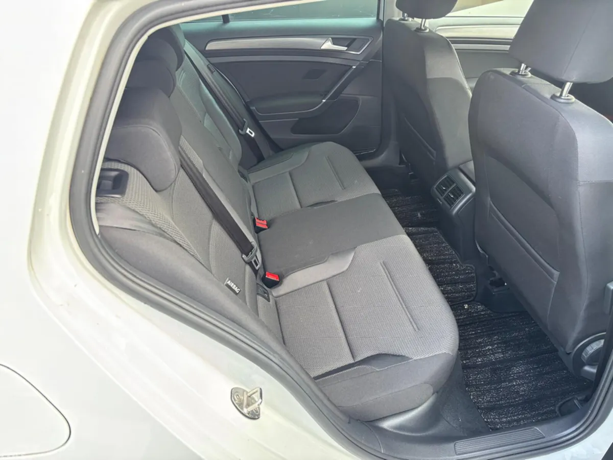 Volkswagen Golf Hatchback, Petrol, 2018, White
