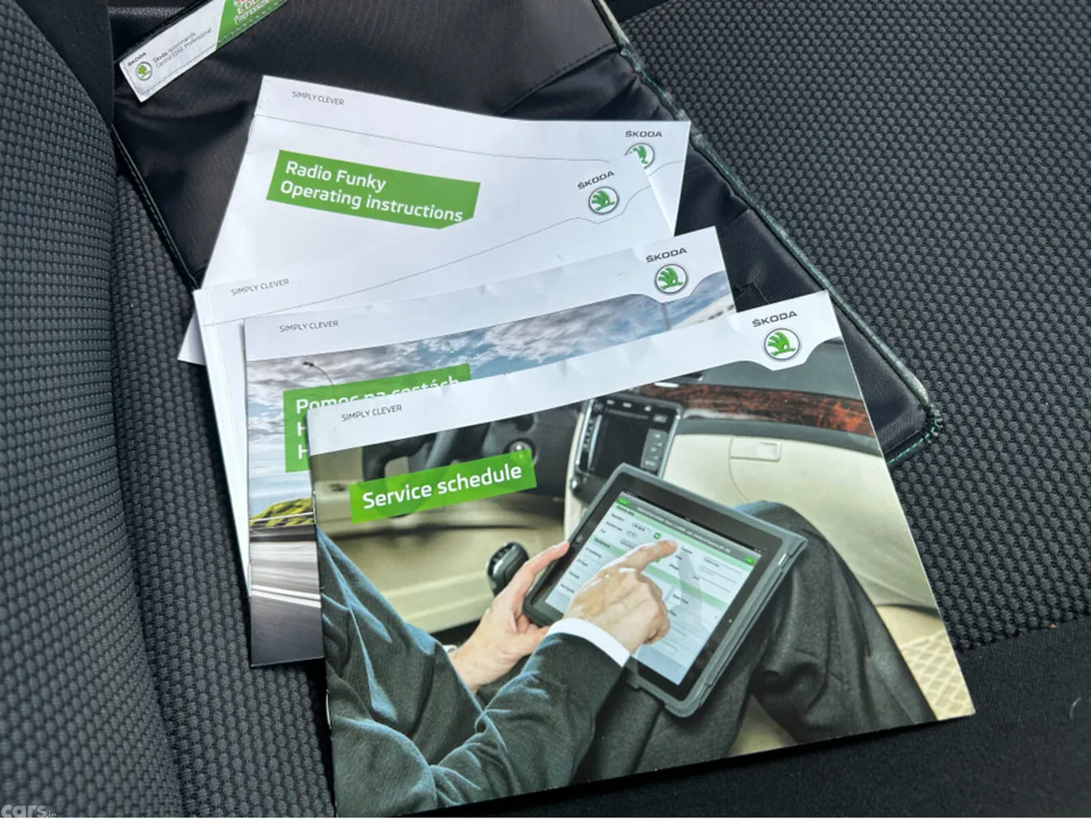 Skoda Citigo Hatchback, Petrol, 2015, White