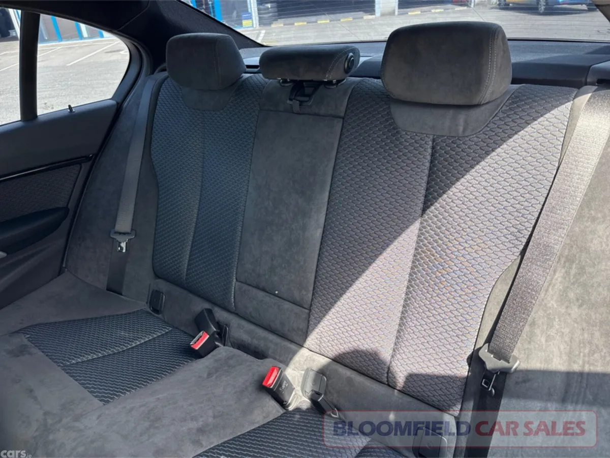 BMW 3-Series Saloon, Diesel, 2017, White