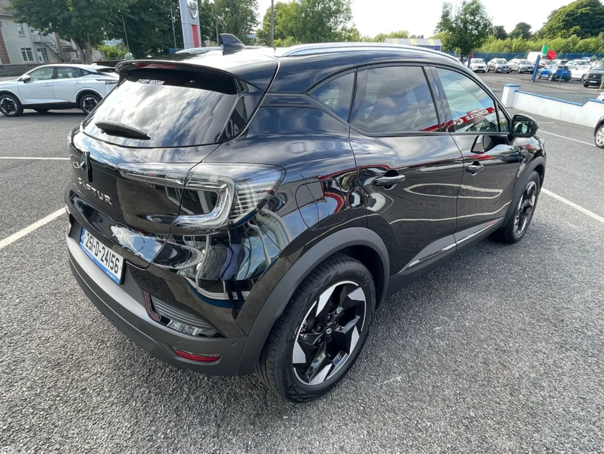 Renault Captur Hatchback, Petrol, 2025, Black