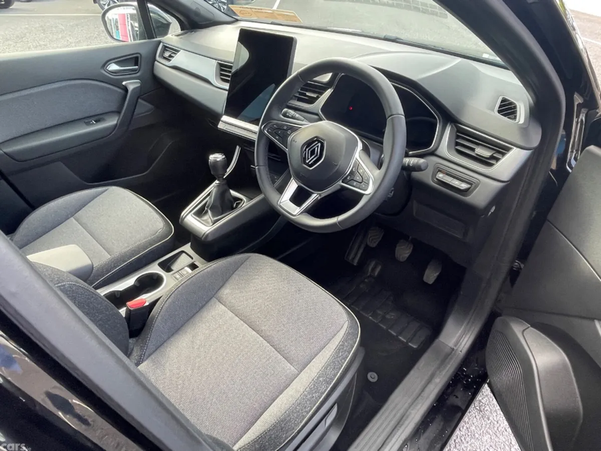 Renault Captur Hatchback, Petrol, 2025, Black