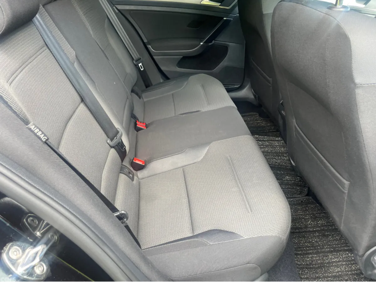 Volkswagen Golf Hatchback, Petrol, 2017, Black