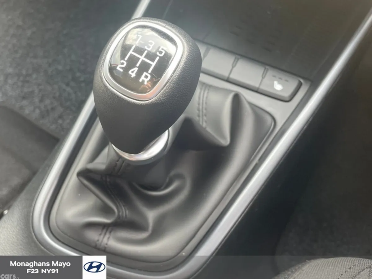 Hyundai Bayon SUV, Petrol, 2025, Red