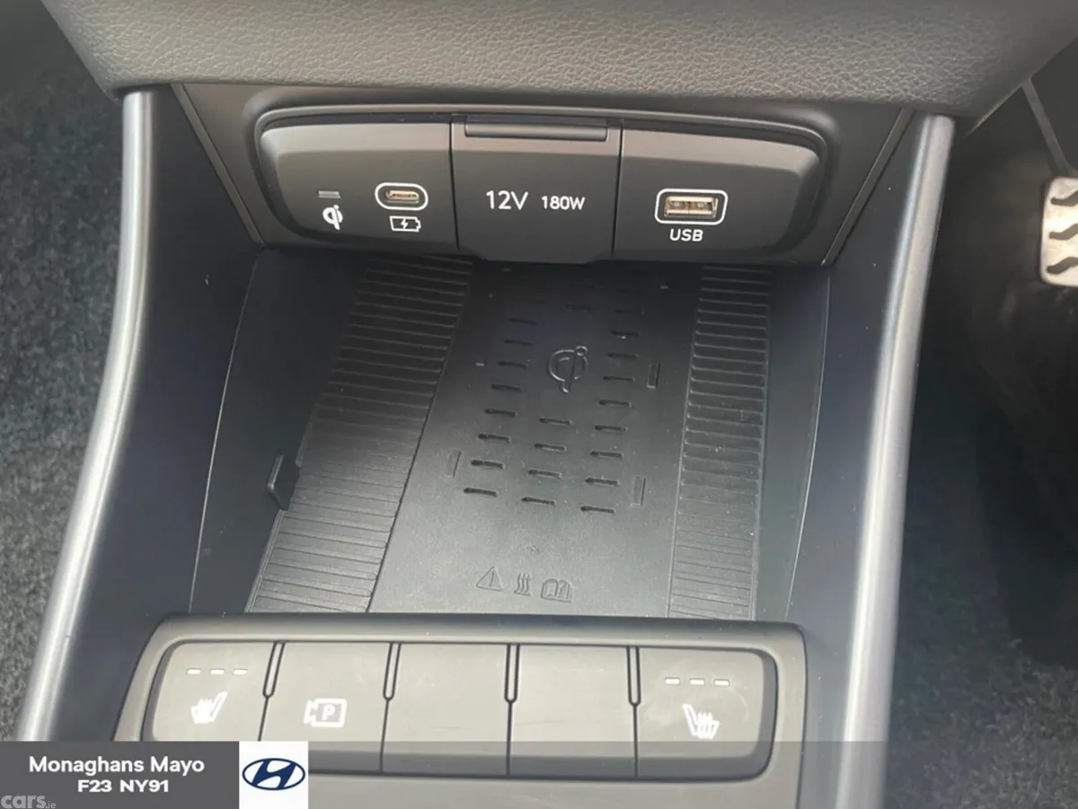 Hyundai Bayon SUV, Petrol, 2025, Red