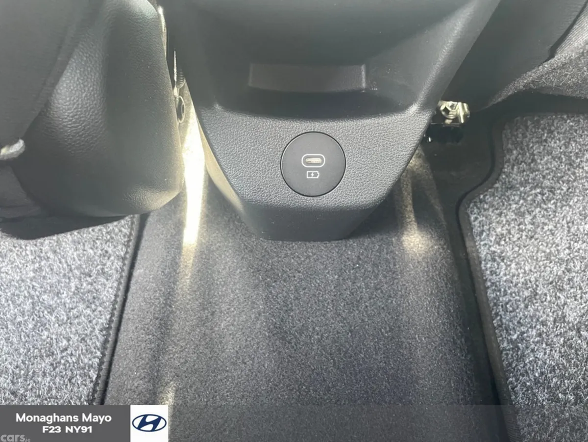 Hyundai Bayon SUV, Petrol, 2025, Red