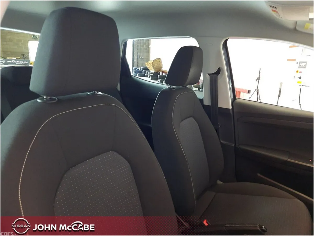 SEAT Arona Hatchback, Petrol, 2024, Grey