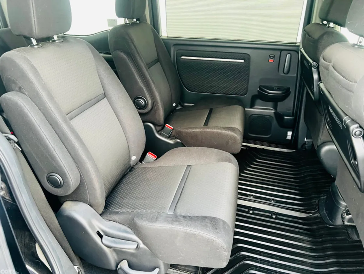 Honda Stepwagon MPV, Petrol Hybrid, 2021, Black