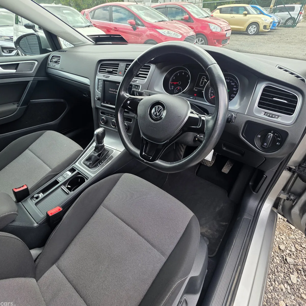 Volkswagen Golf Hatchback, Petrol, 2016, Silver