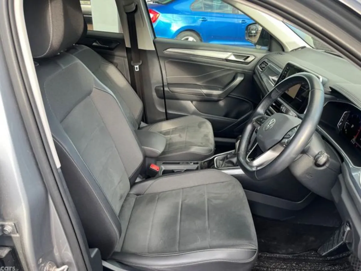 Volkswagen T-Roc SUV, Diesel, 2023, Grey