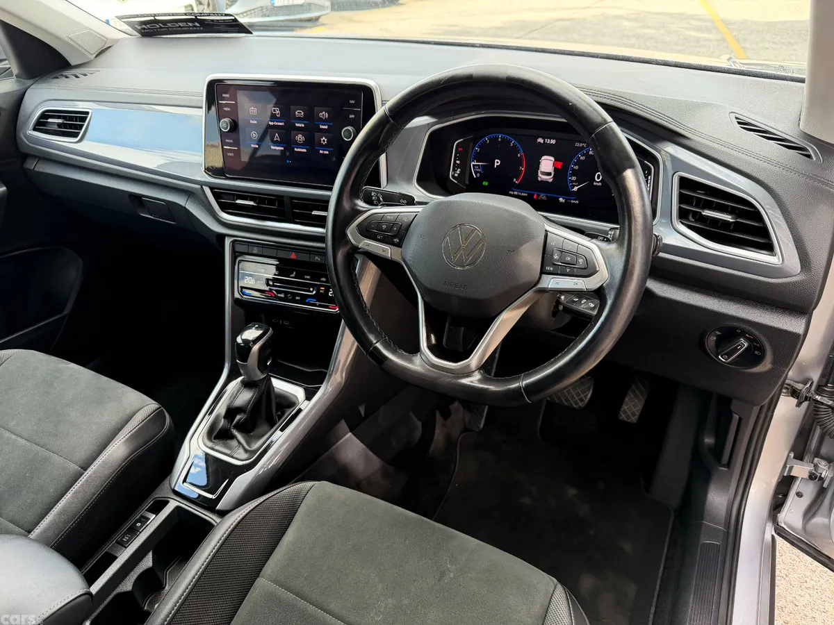 Volkswagen T-Roc SUV, Petrol, 2023, Grey