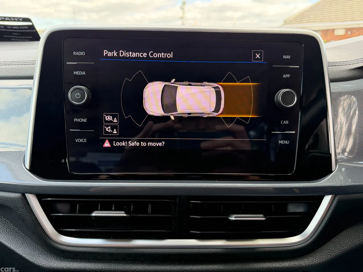 Volkswagen T-Roc SUV, Petrol, 2023, Grey