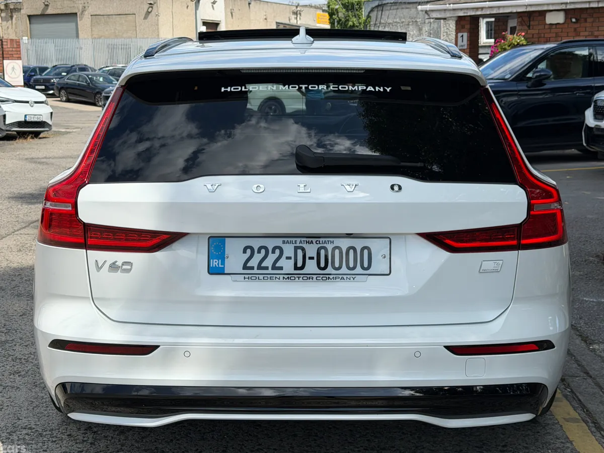 Volvo V60 Estate, Petrol Plug-in Hybrid, 2022, White