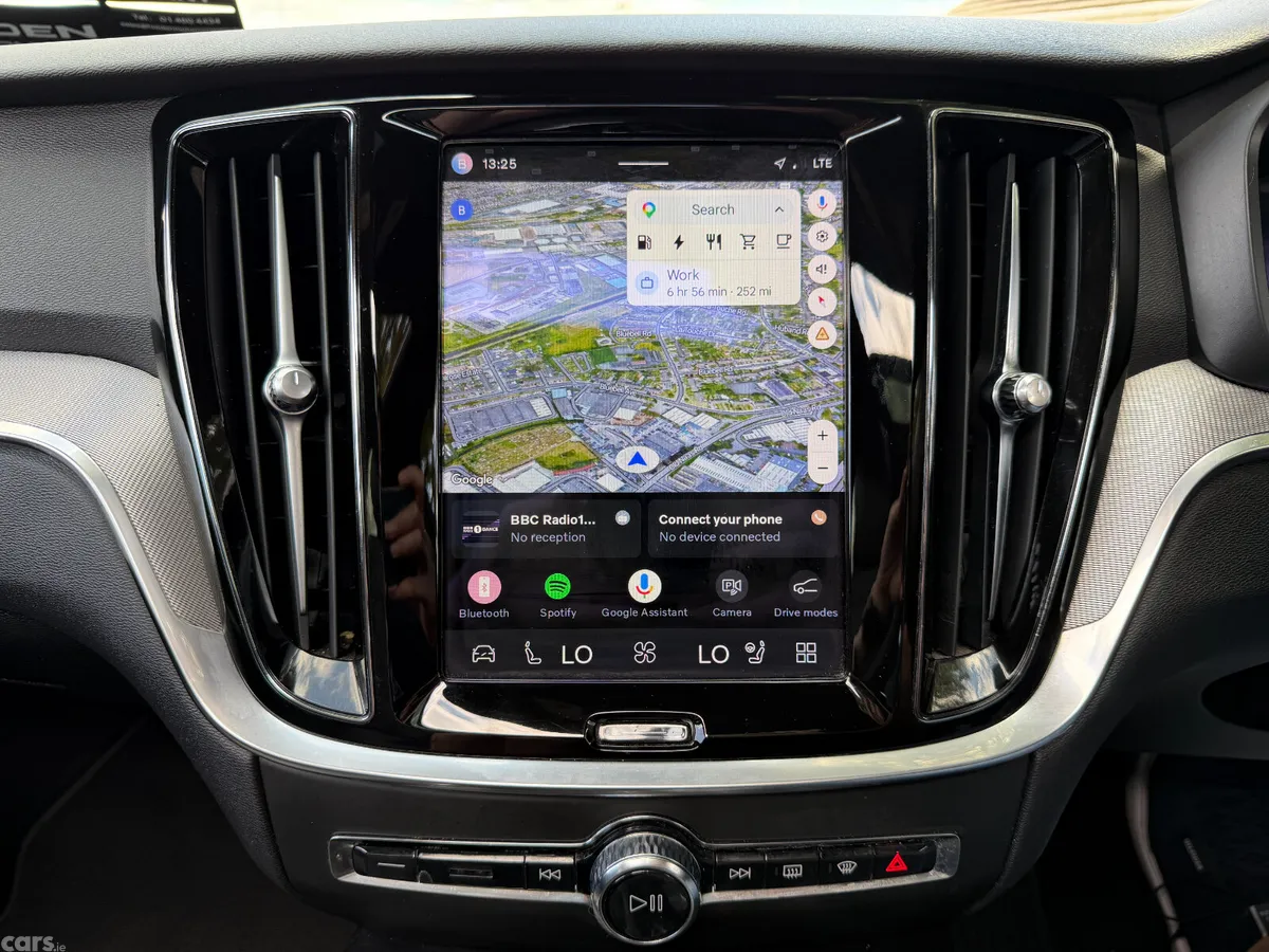 Volvo V60 Estate, Petrol Plug-in Hybrid, 2022, White