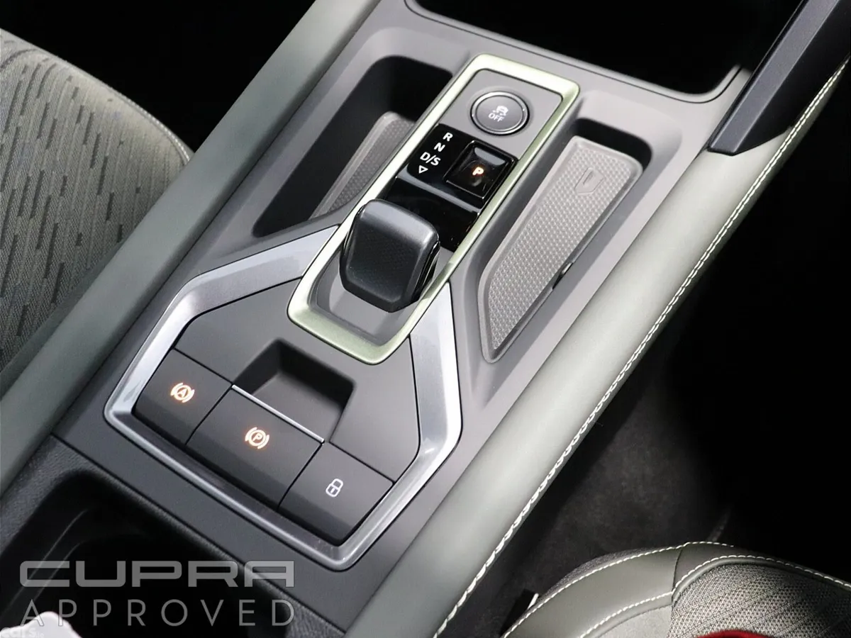 Cupra Formentor Estate/Jeep, Petrol Plug-in Hybrid, 2026, Black