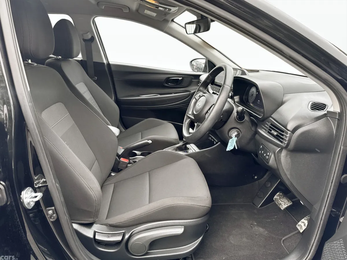 Hyundai Bayon Estate/Jeep, Petrol, 2025, Black