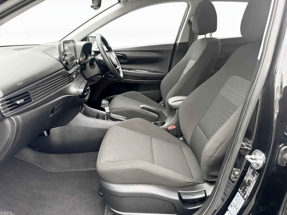Hyundai Bayon Estate/Jeep, Petrol, 2025, Black