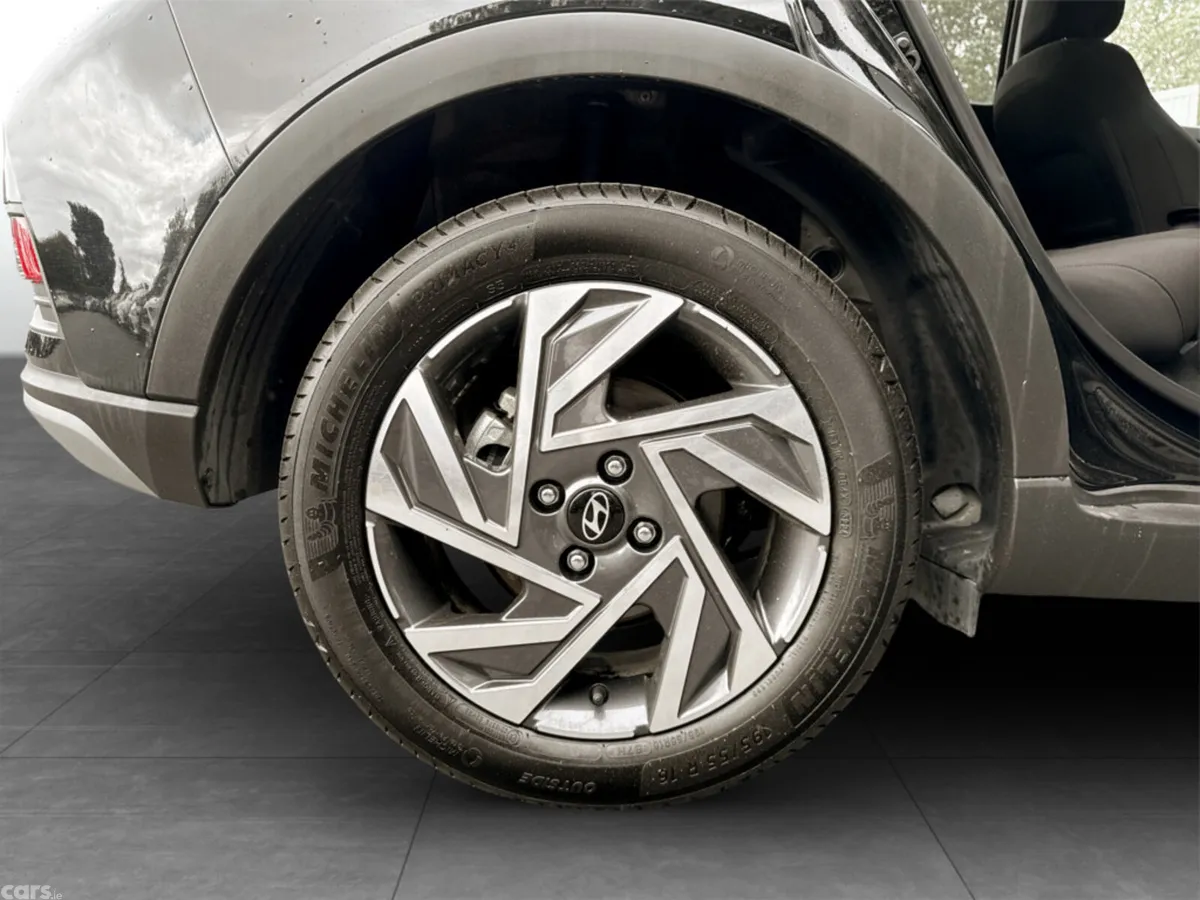 Hyundai Bayon Estate/Jeep, Petrol, 2025, Black