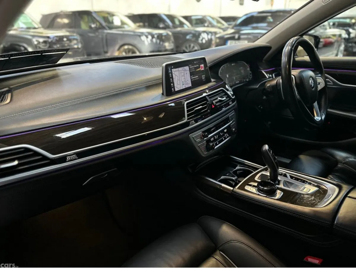 BMW 7-Series Saloon, Petrol Plug-in Hybrid, 2022, Black